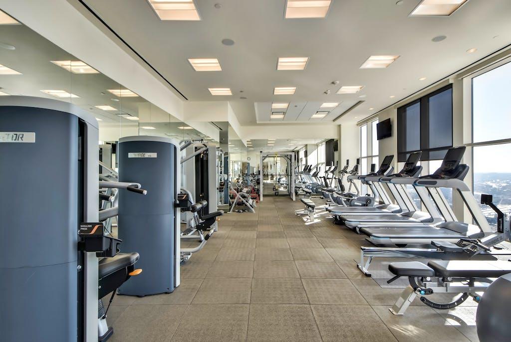 98 San Jacinto BLVD # 1701
