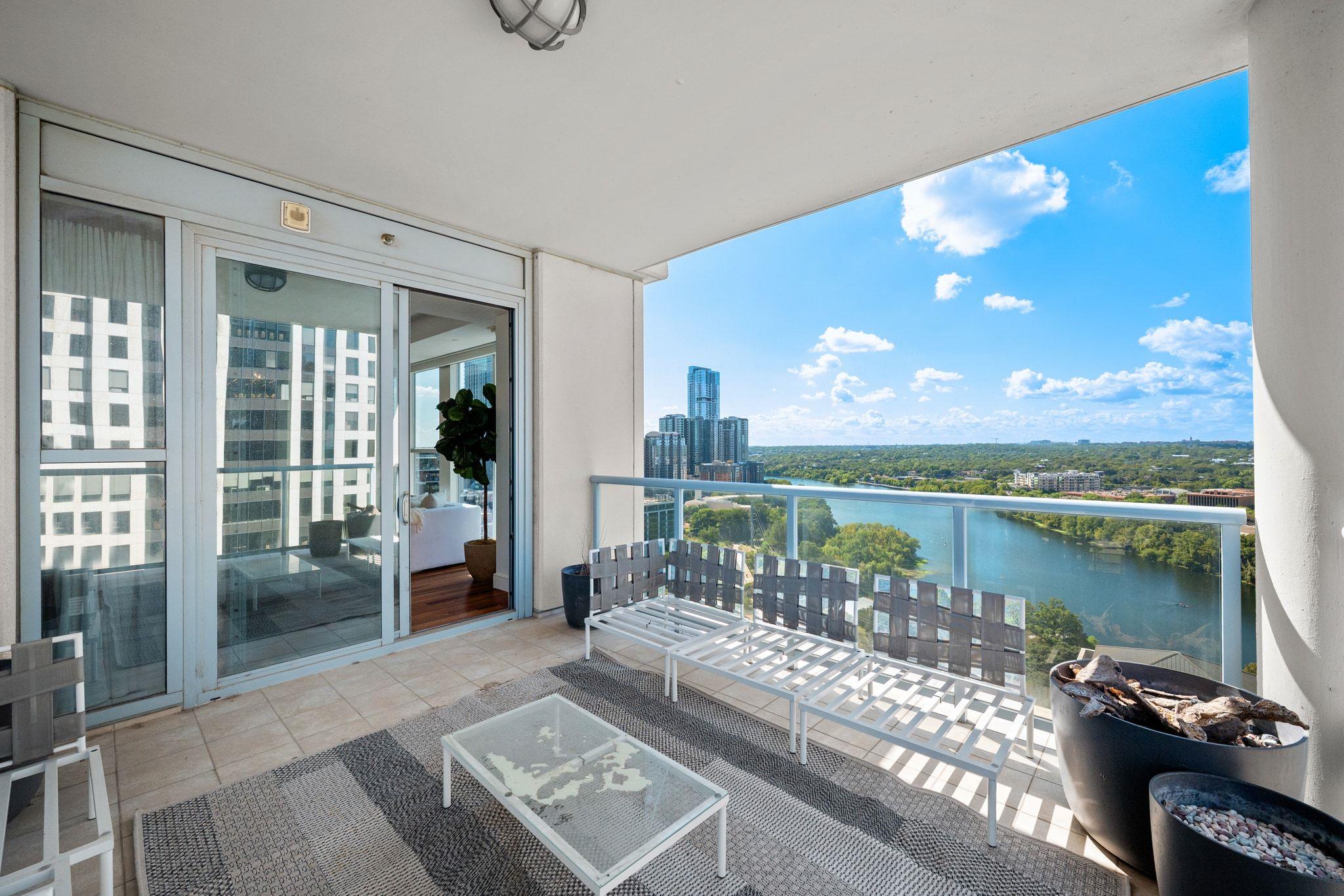 98 San Jacinto BLVD # 1701