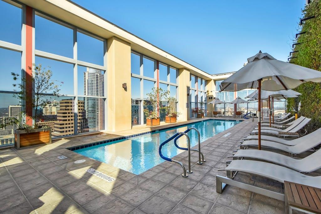 98 San Jacinto BLVD # 1701