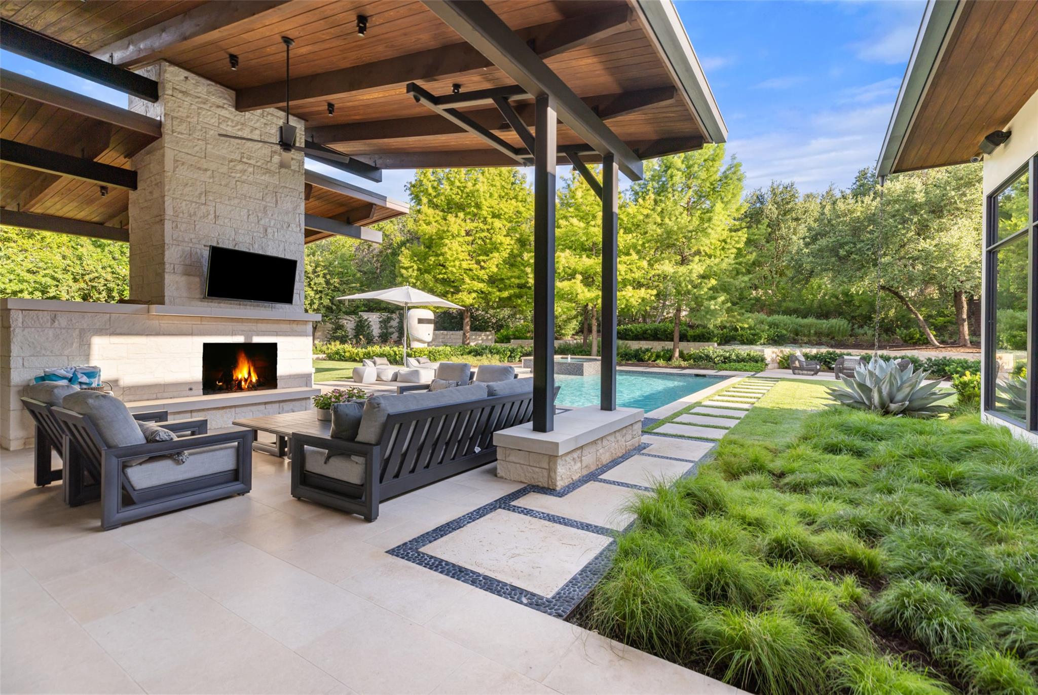 2001 Cueva De Oro CV