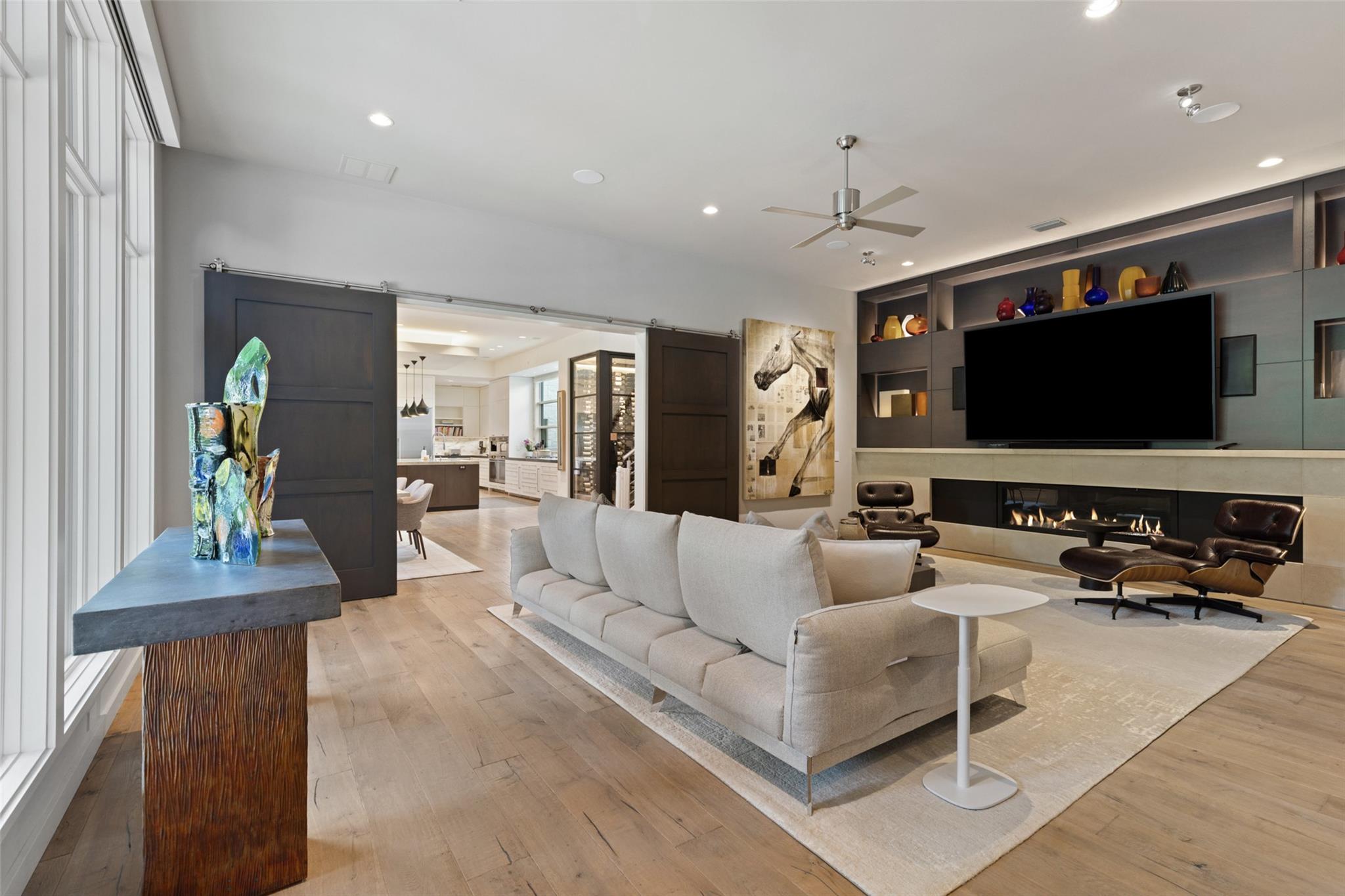 2001 Cueva De Oro CV