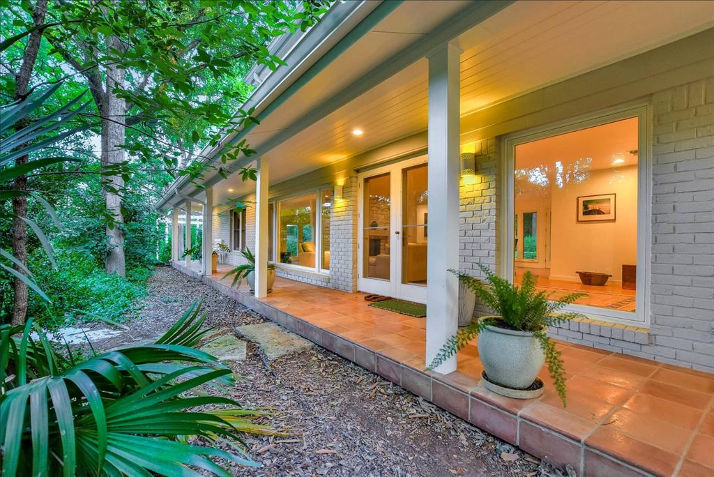 901 Wild Basin Ledge