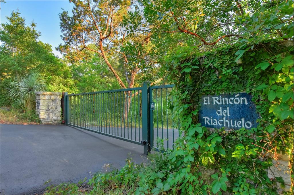 901 Wild Basin Ledge