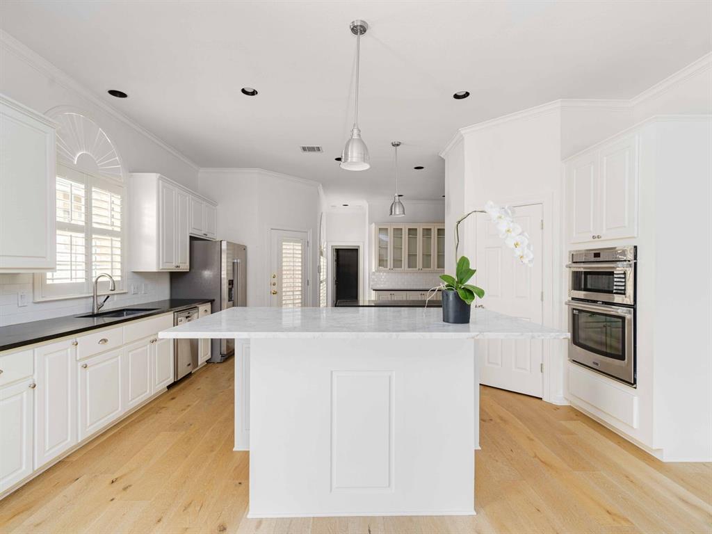 6007 Messenger Stake