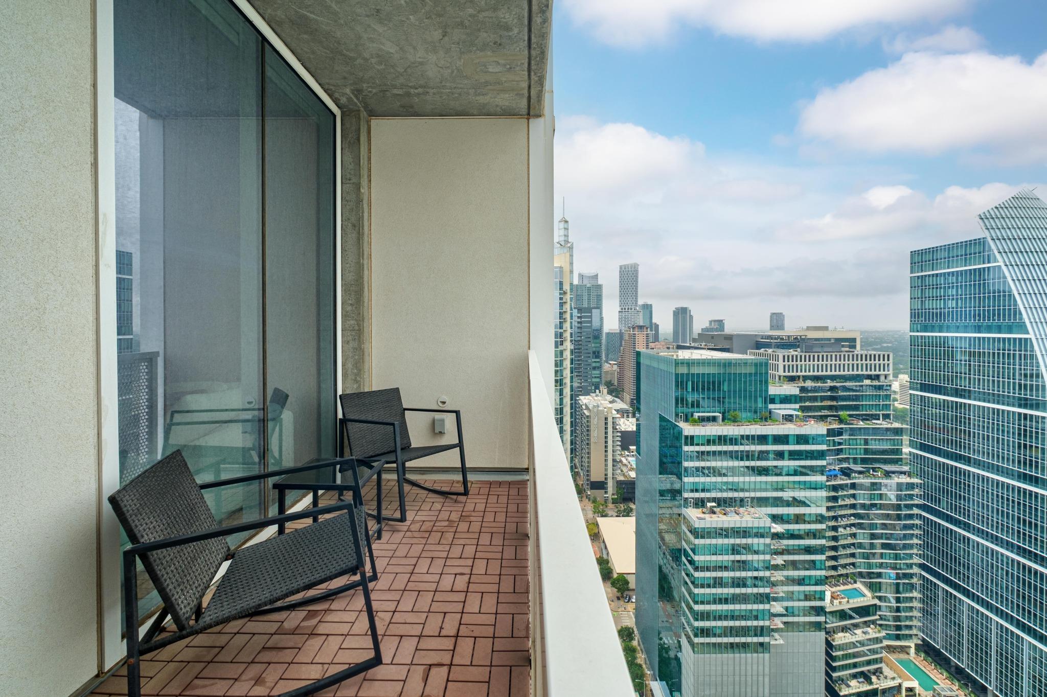 301 West Ave # 3806