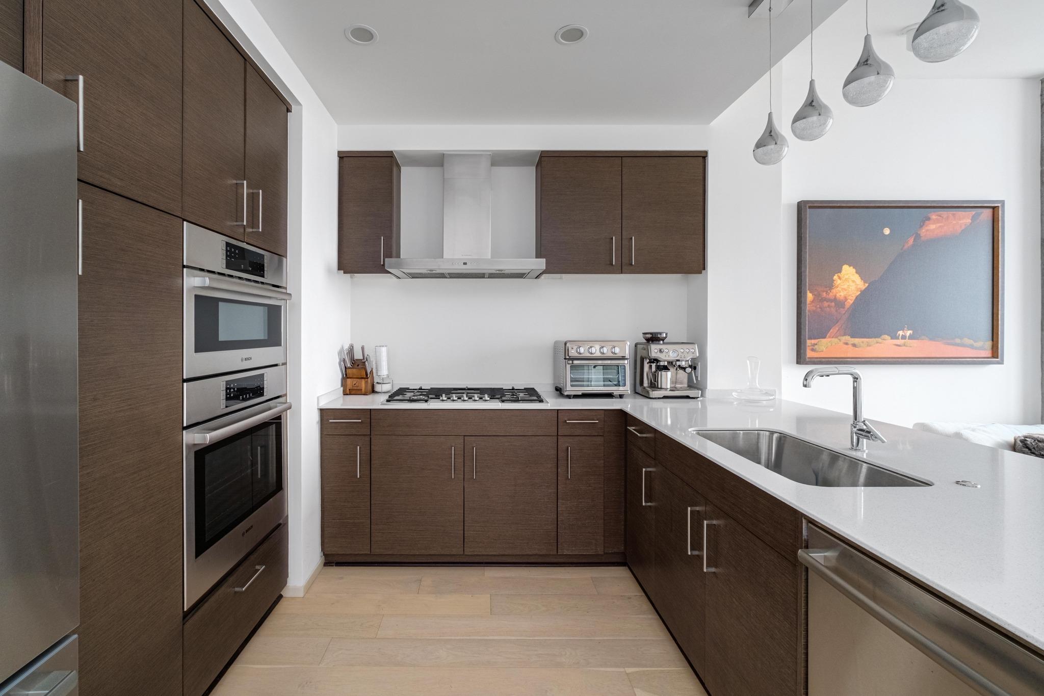 301 West Ave # 3806