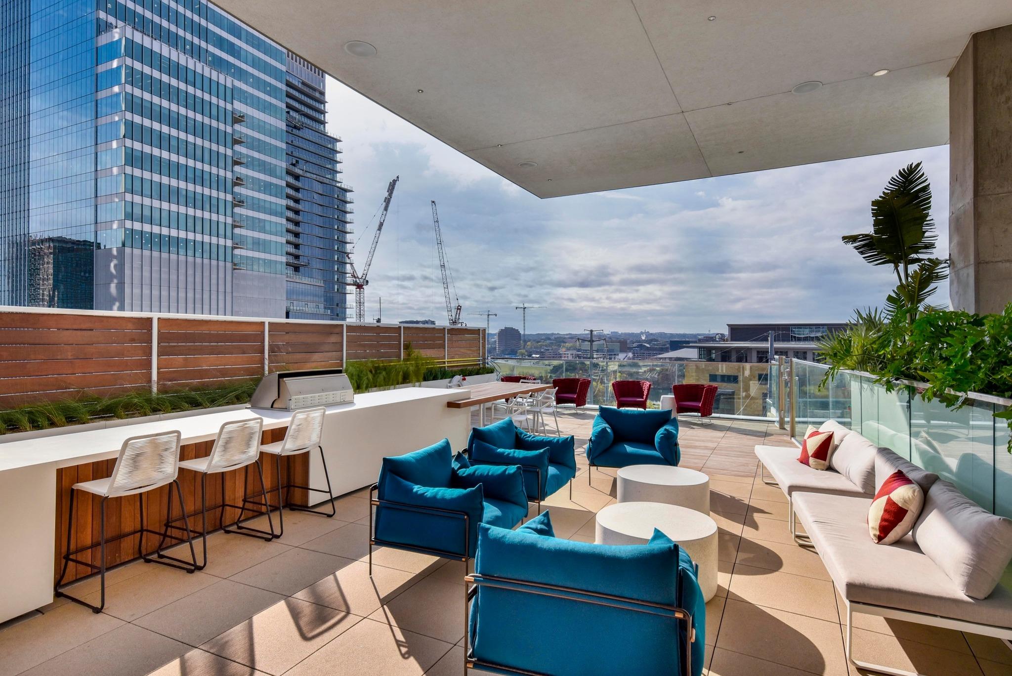 301 West Ave # 3806