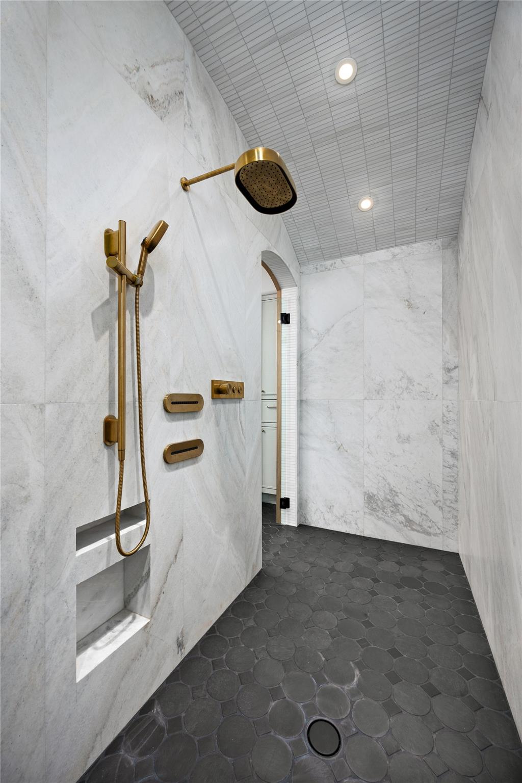 12006 Pleasant Panorama VW