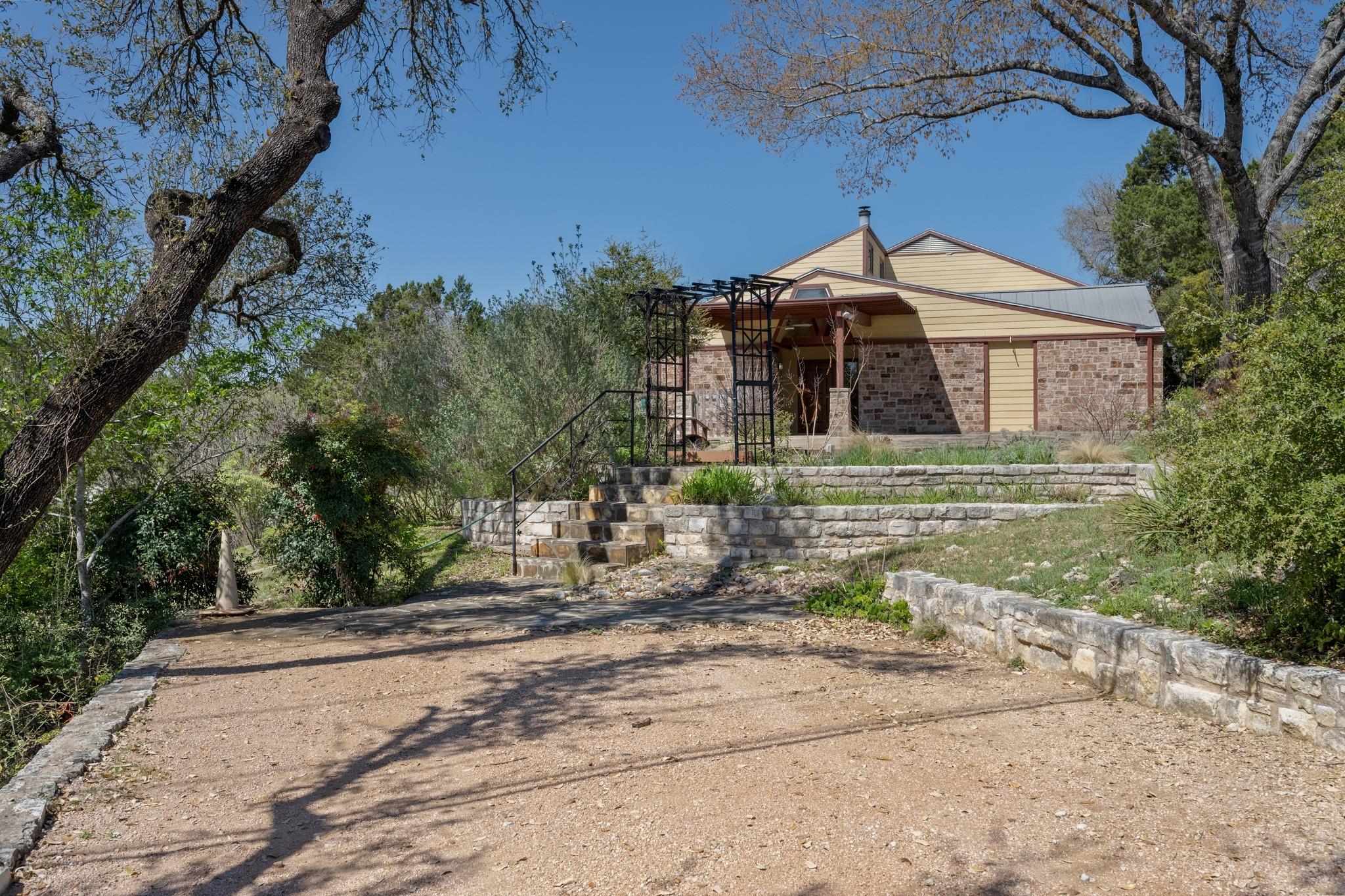 9106 Yucca Mountain RD