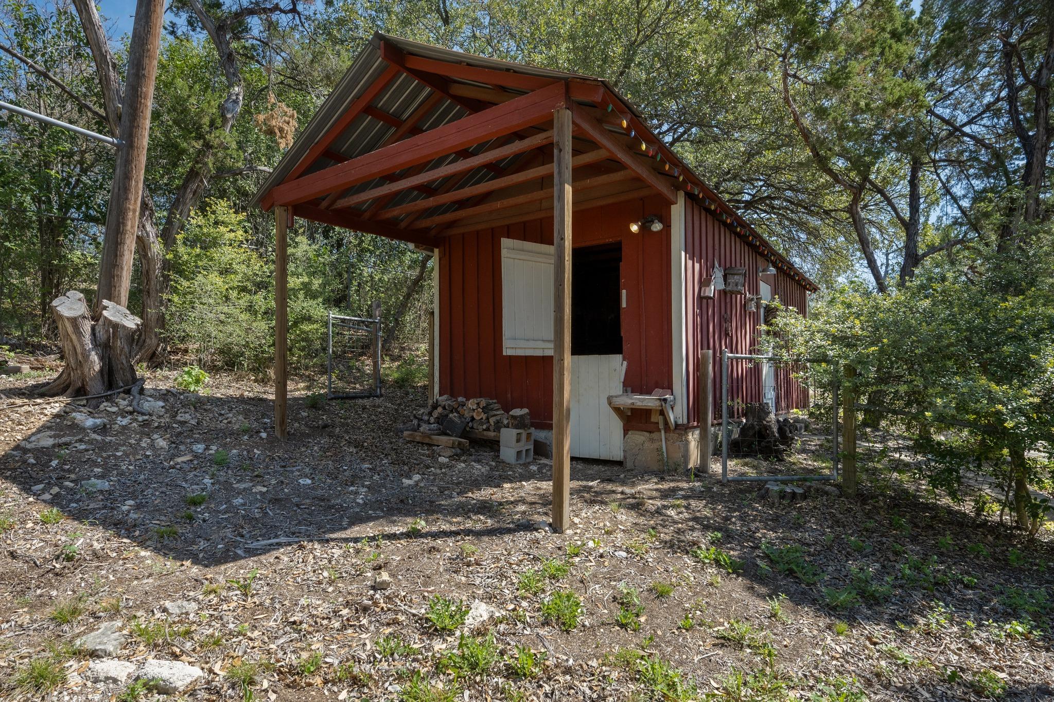 9106 Yucca Mountain RD