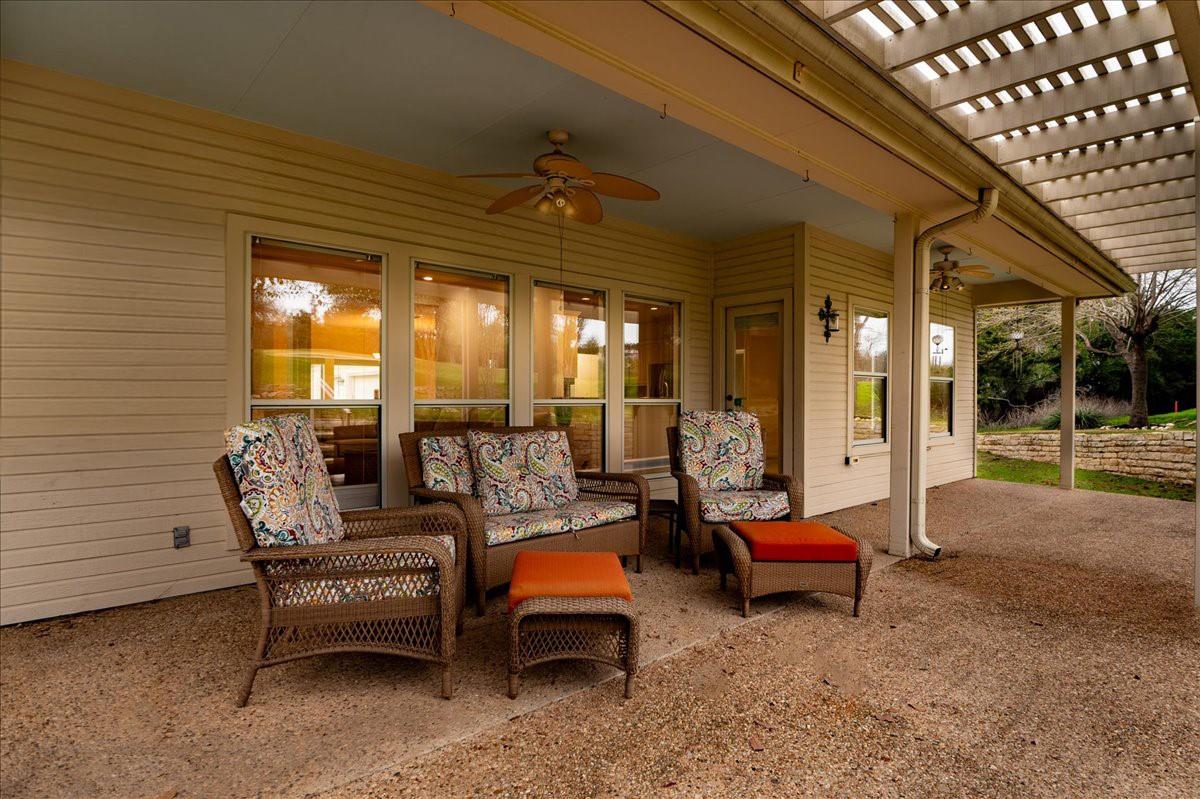 136 Clubhouse DR