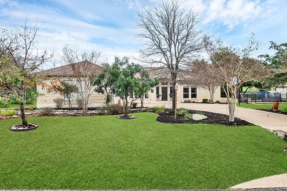 136 Clubhouse DR