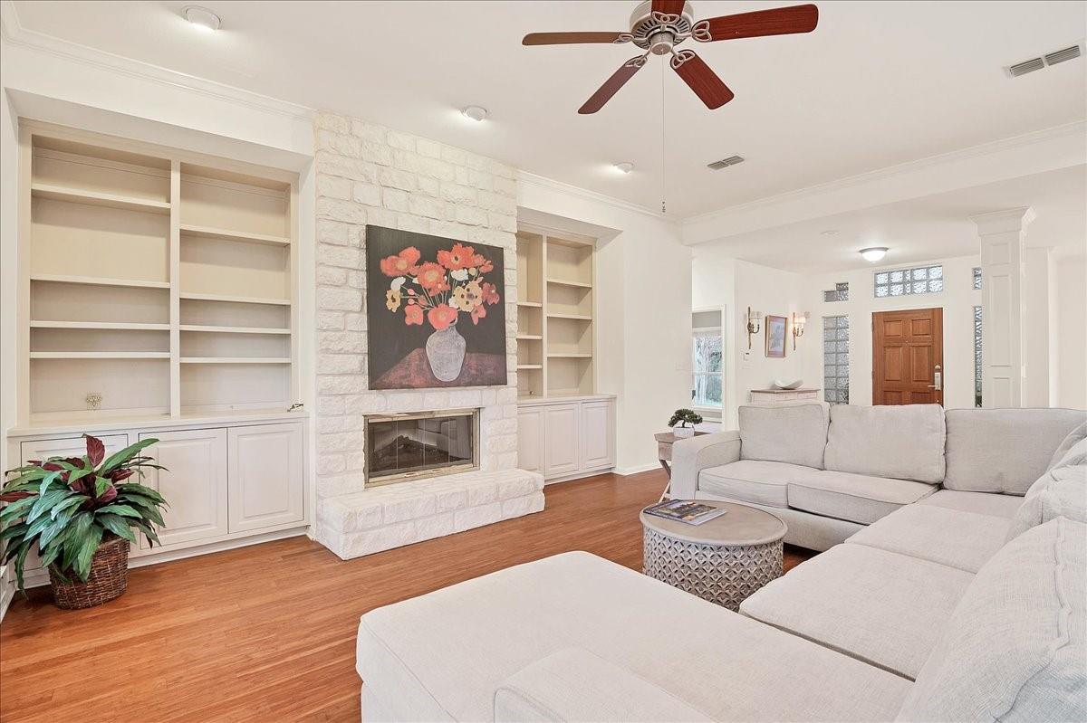 136 Clubhouse DR