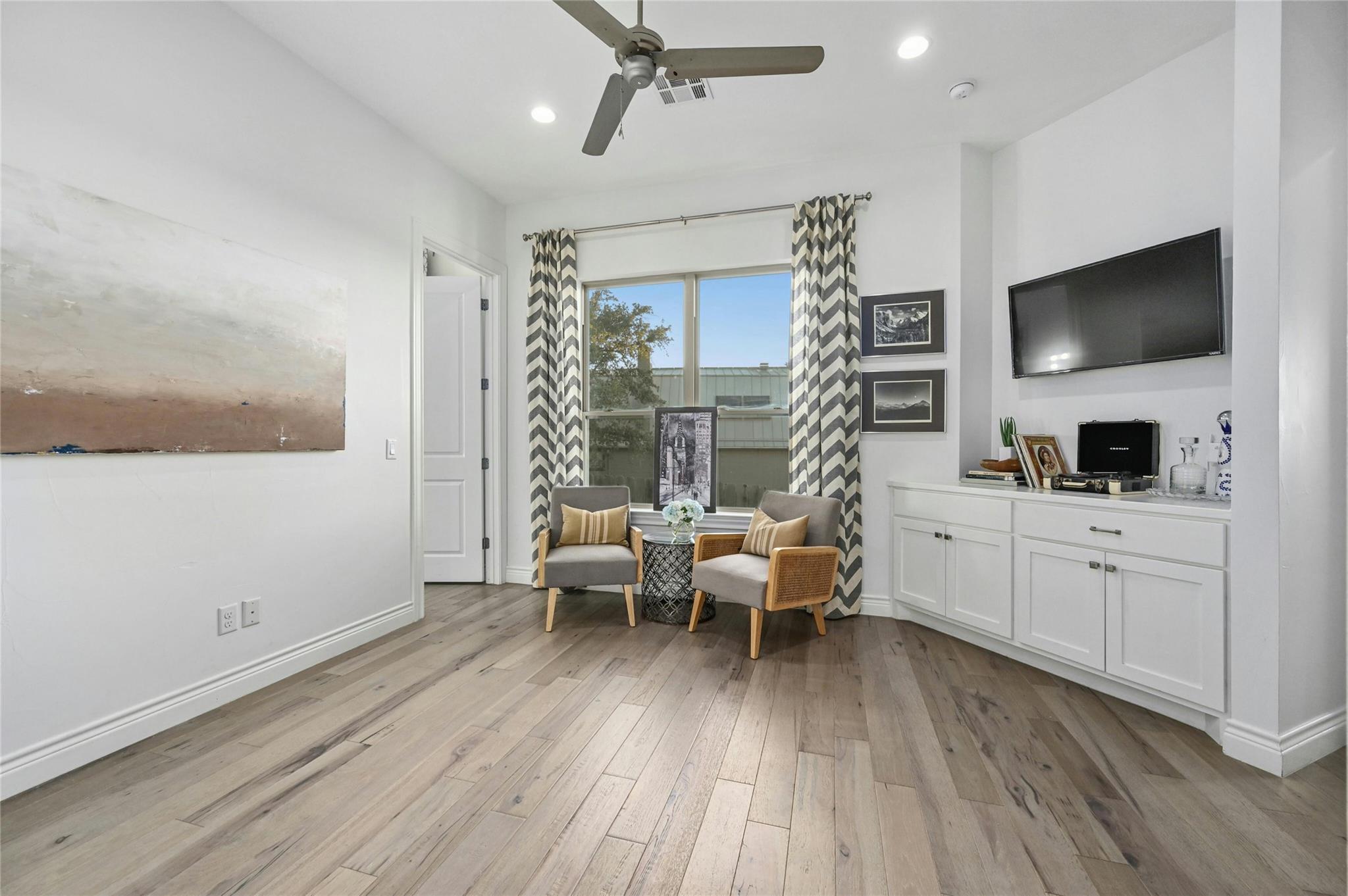 124 Carefree CIR # B