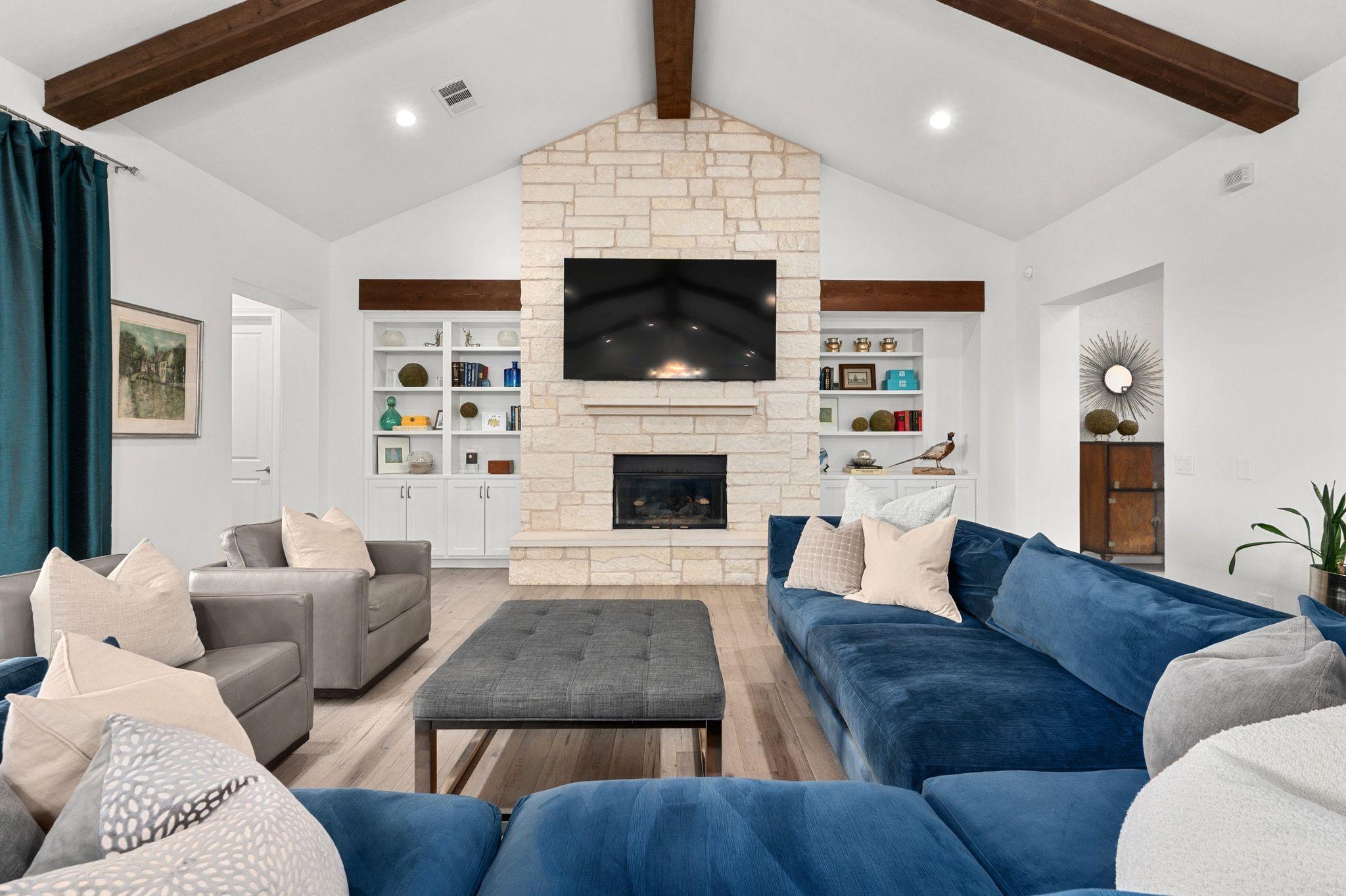 124 Carefree CIR # B