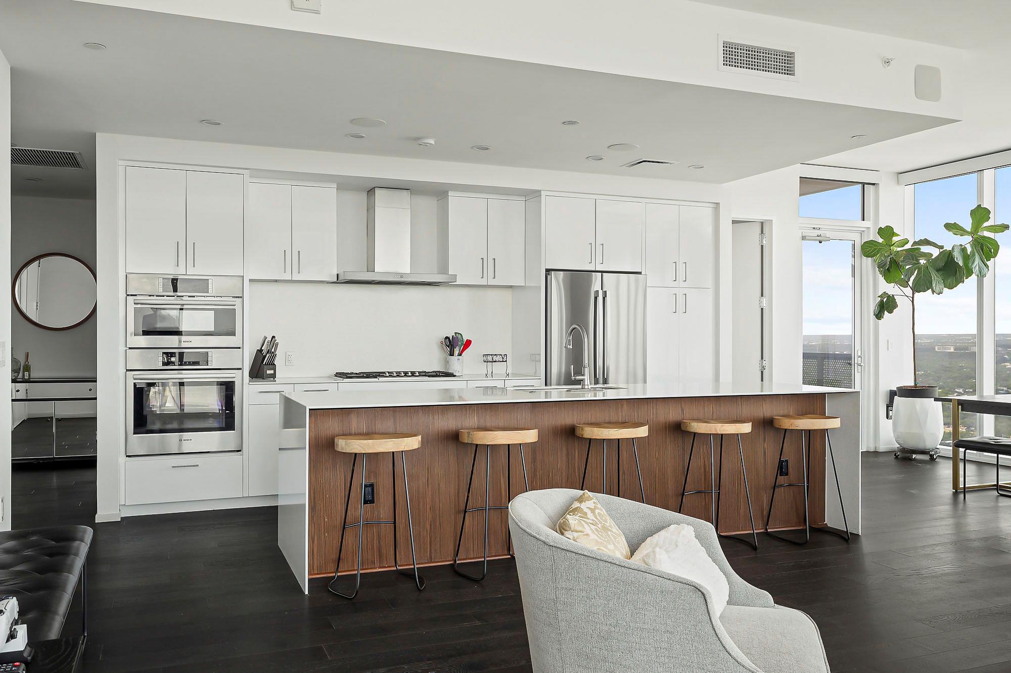 301 West Ave # 4401