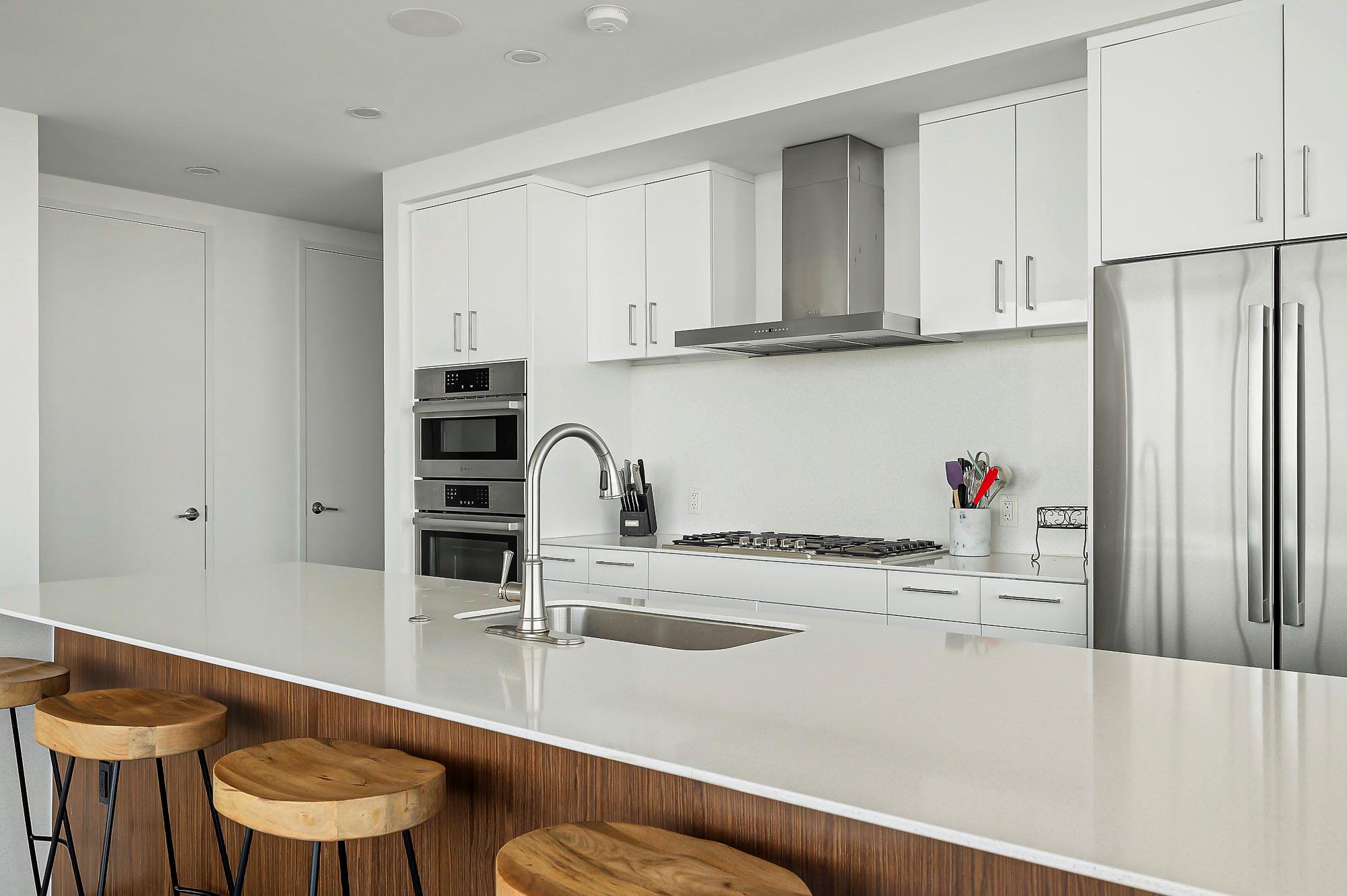 301 West Ave # 4401