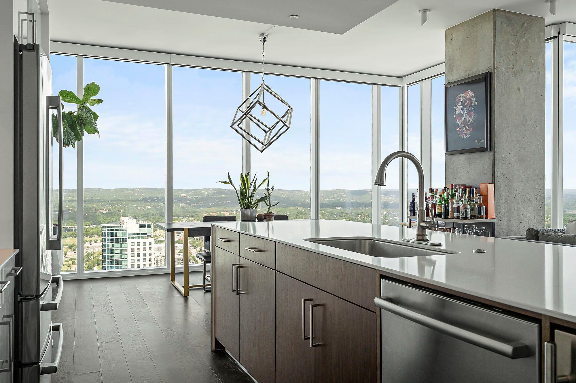 301 West Ave # 4401