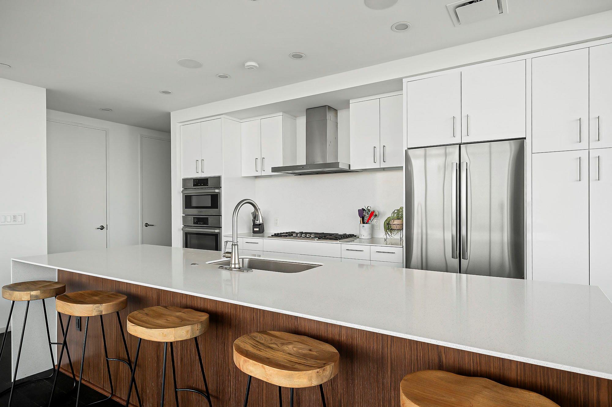 301 West Ave # 4401