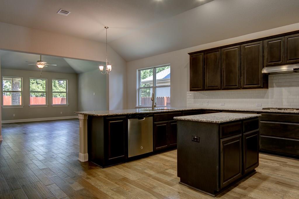 2748 Enza CT