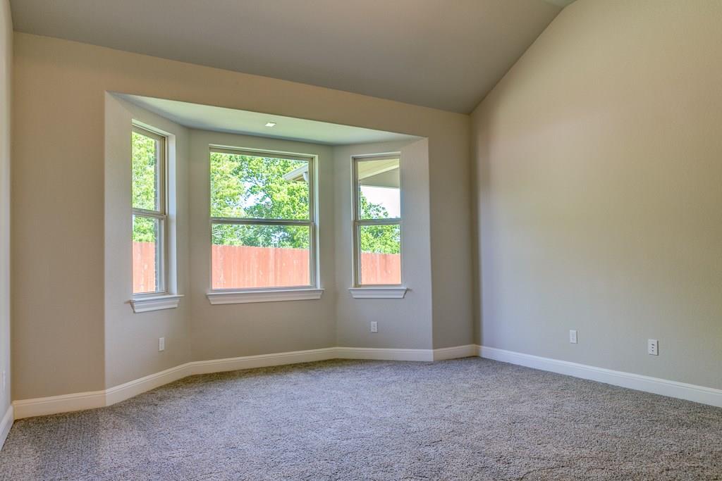 2748 Enza CT