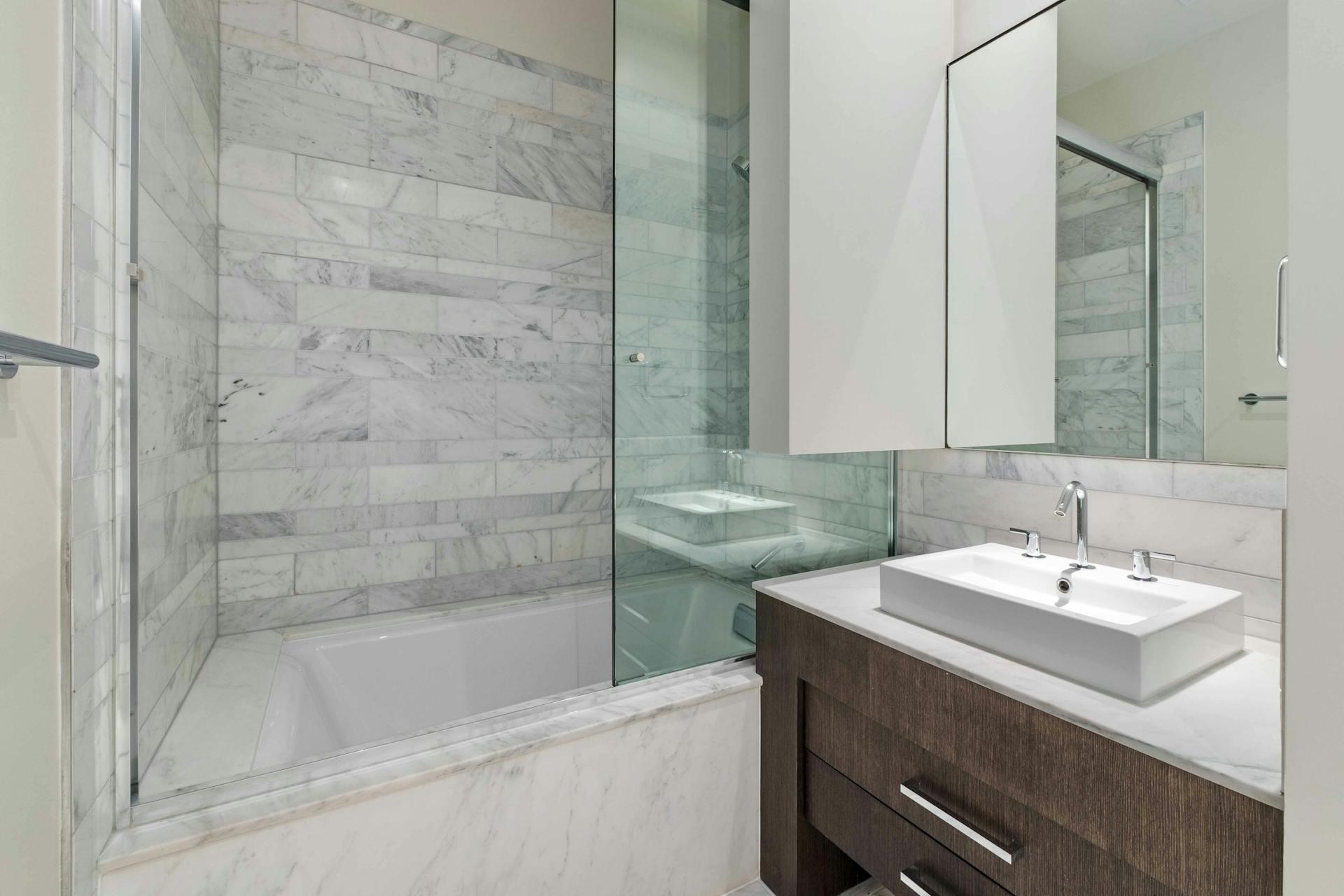 210 Lavaca ST # 2105
