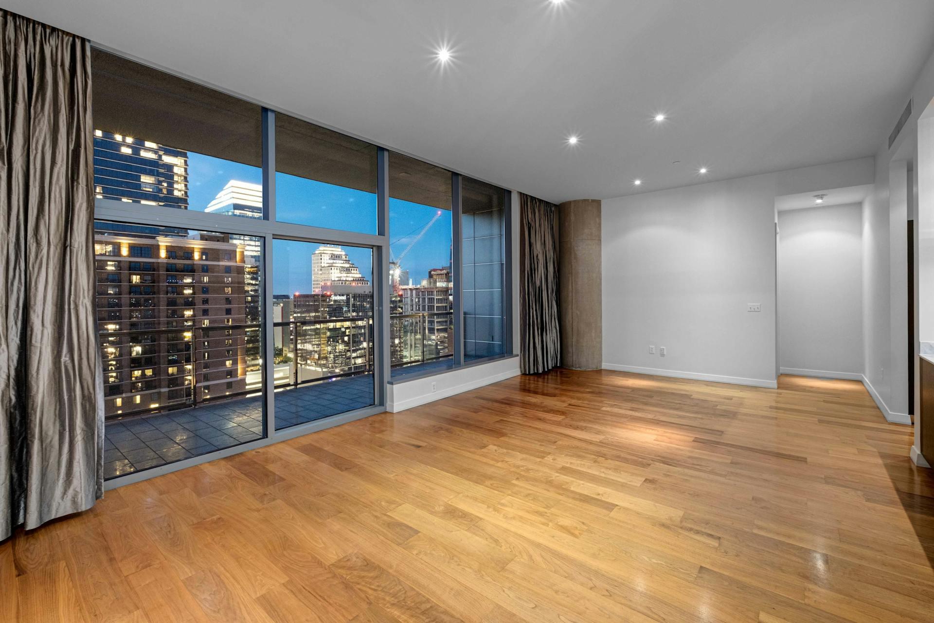 210 Lavaca ST # 2105