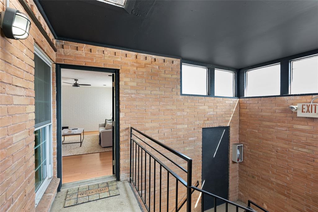 900 S Lamar BLVD # 307