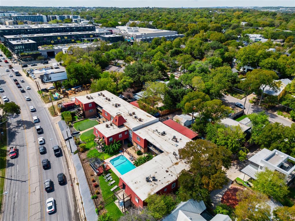 900 S Lamar BLVD # 307