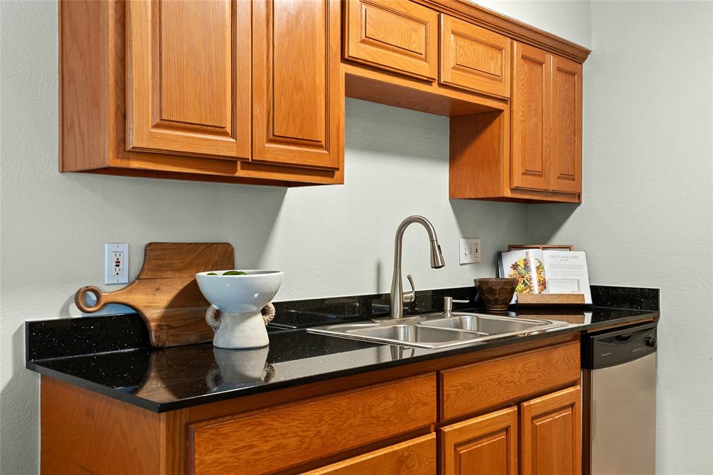 900 S Lamar BLVD # 307