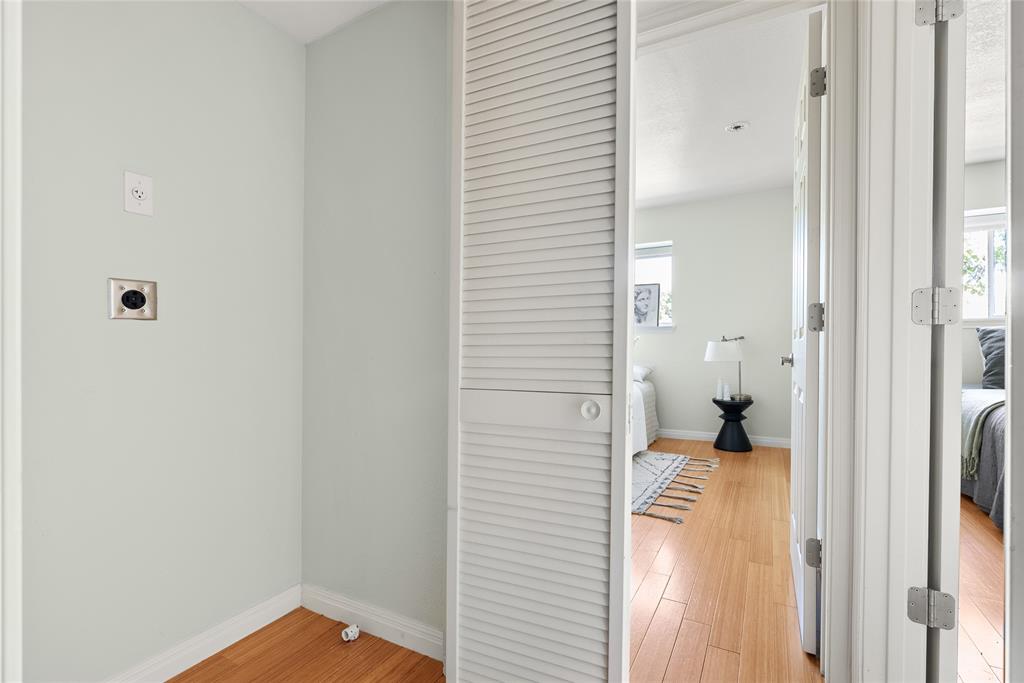 900 S Lamar BLVD # 307