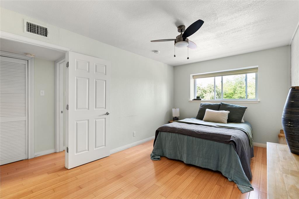 900 S Lamar BLVD # 307