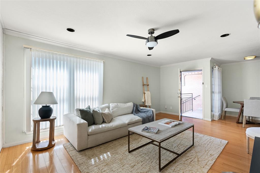 900 S Lamar BLVD # 307