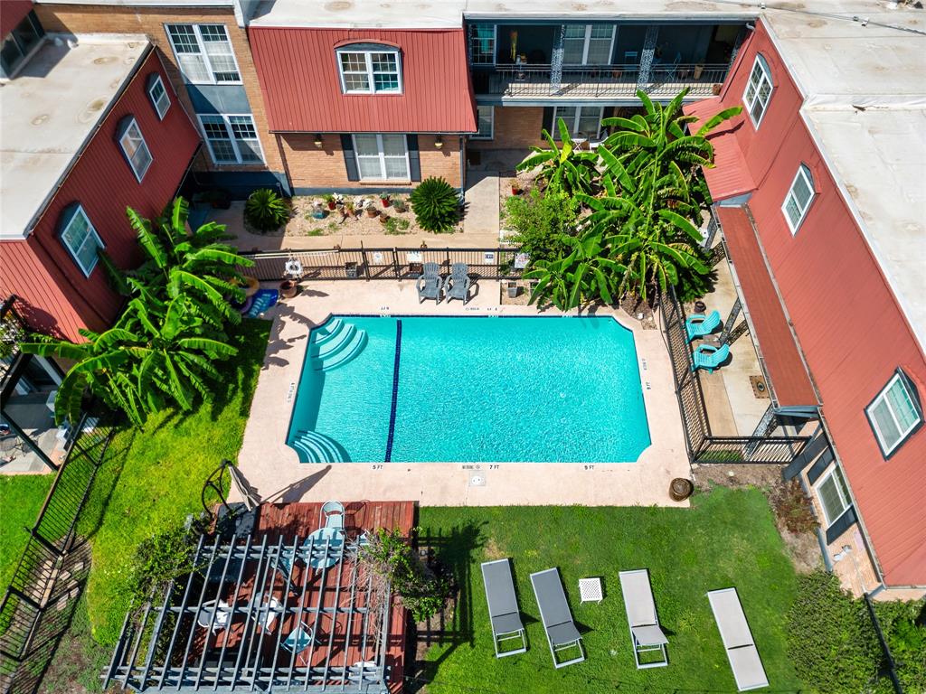 900 S Lamar BLVD # 307