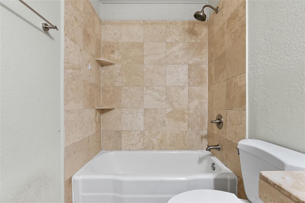 900 S Lamar BLVD # 307