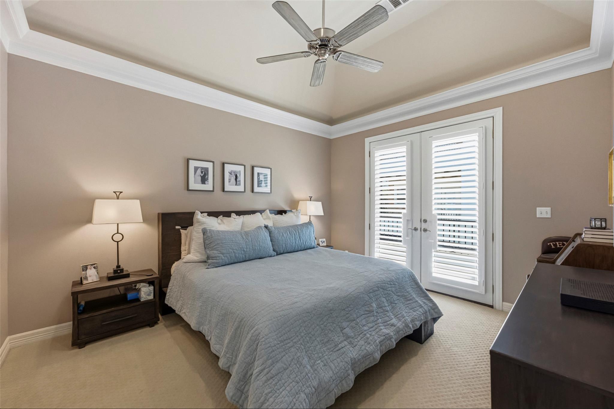 1621 Enfield RD Unit: E