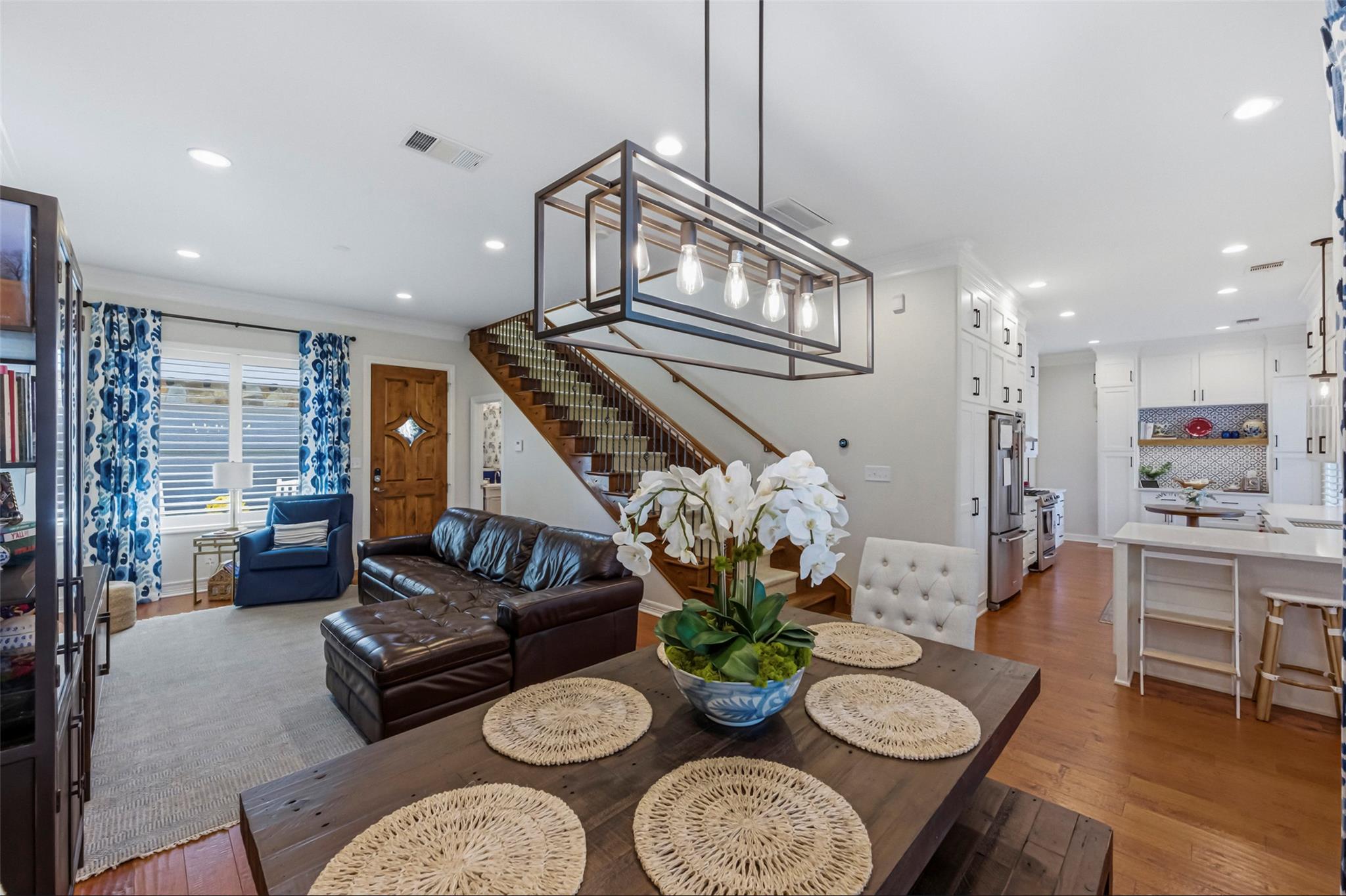 1621 Enfield RD Unit: E