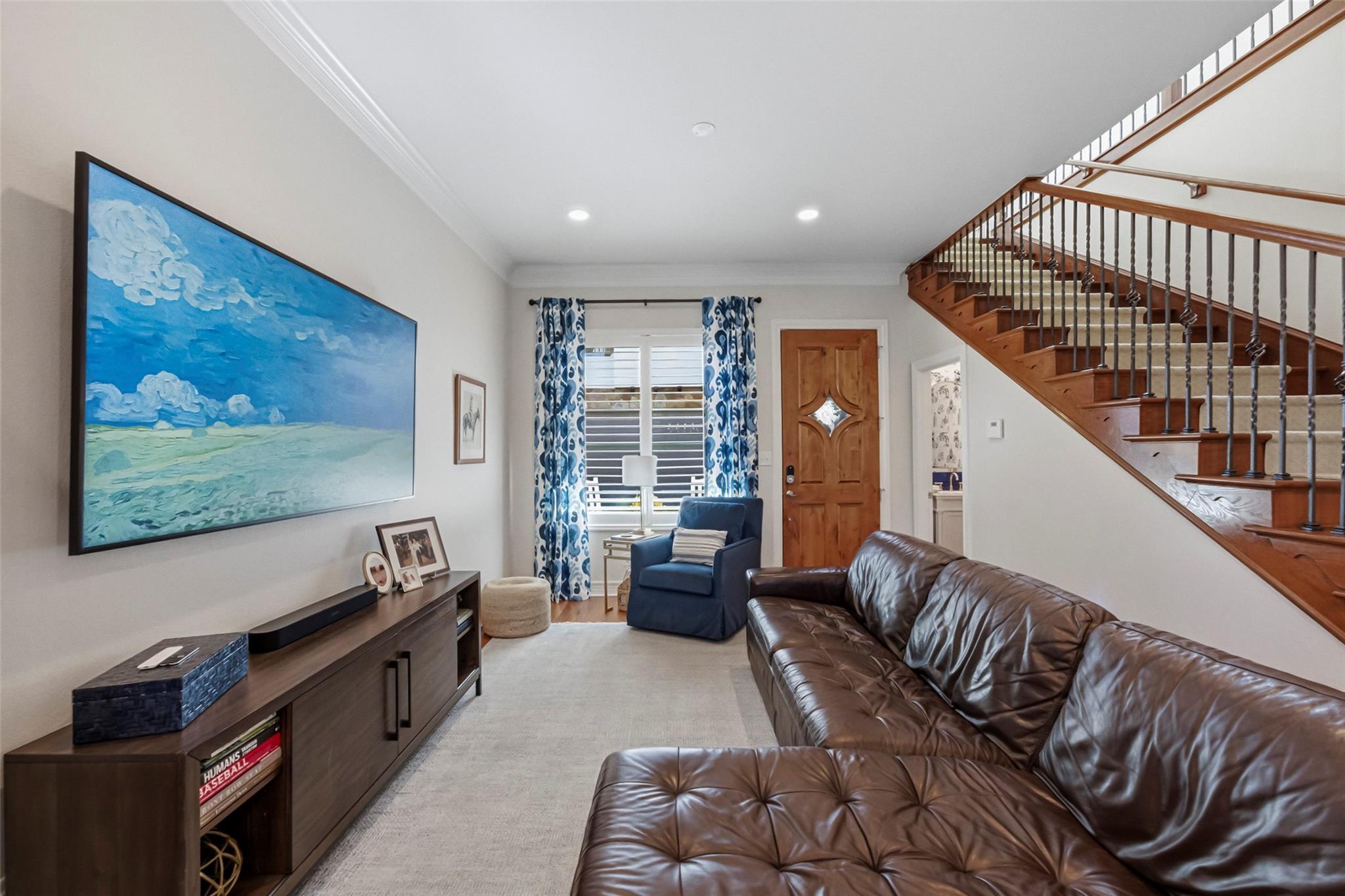 1621 Enfield RD Unit: E