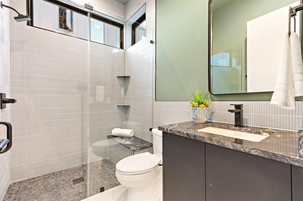 1606 Taylor Gaines DR