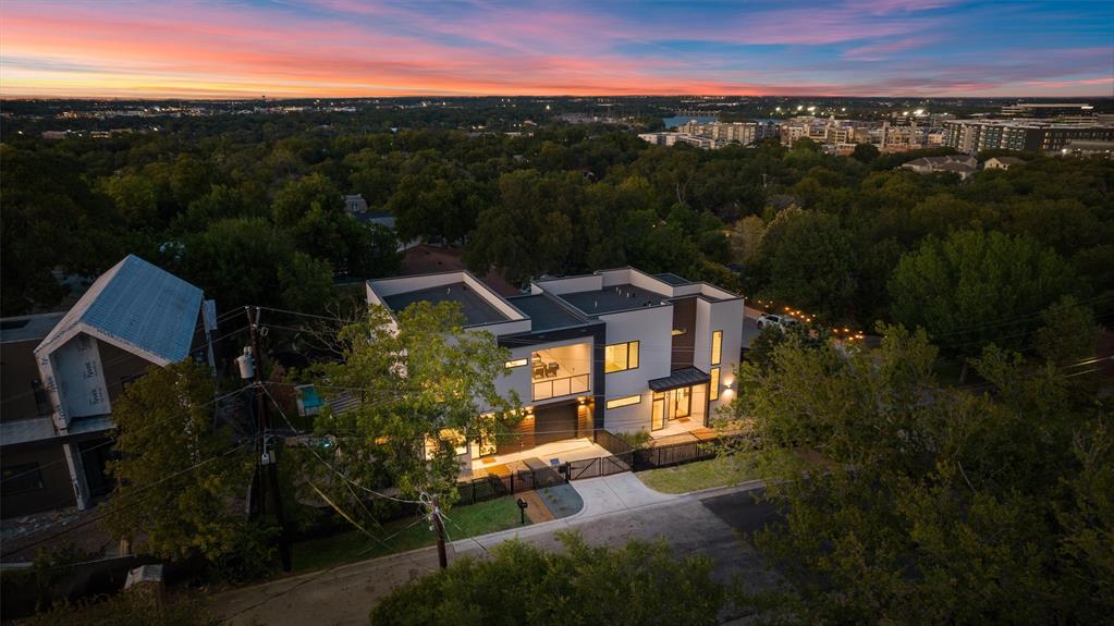 1606 Taylor Gaines DR