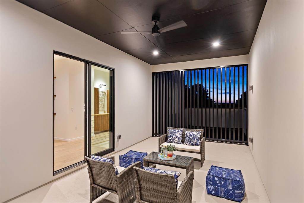 1606 Taylor Gaines DR