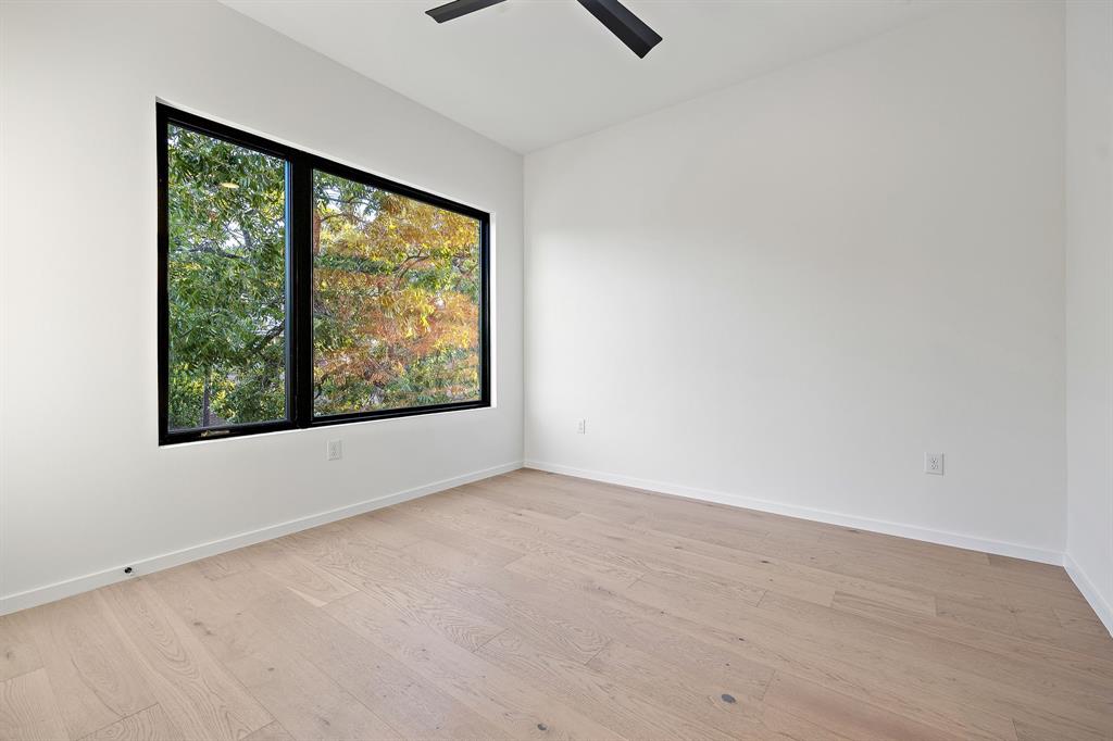 1606 Taylor Gaines DR