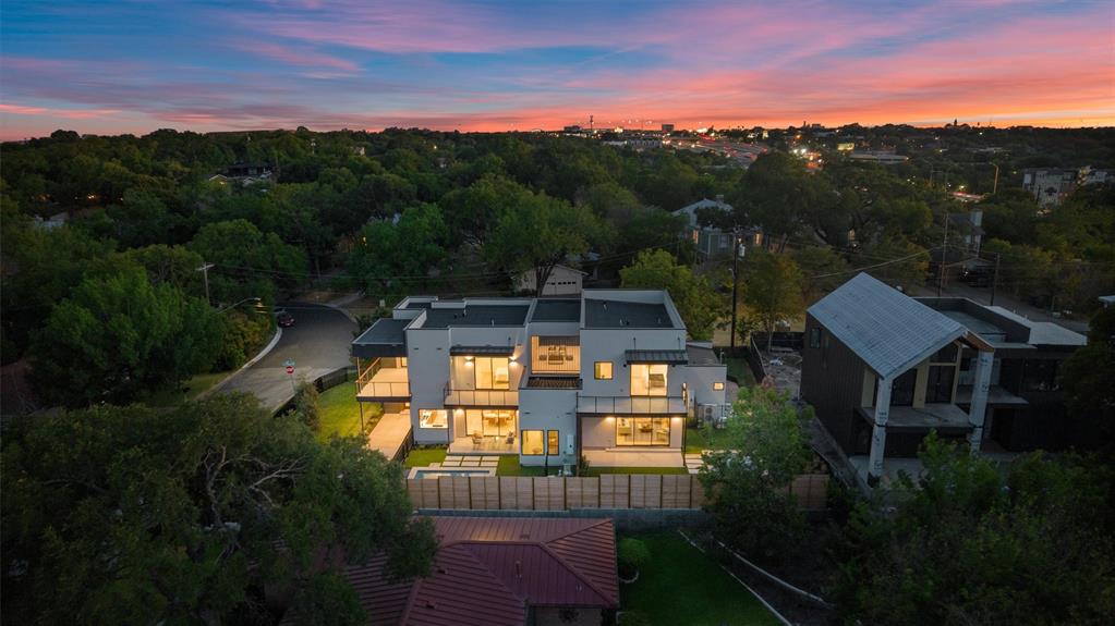 1606 Taylor Gaines DR