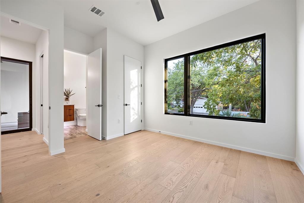 1606 Taylor Gaines DR