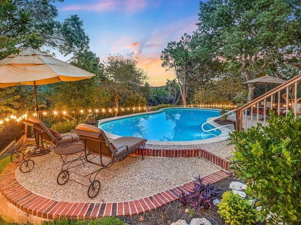 7857 Lakewood DR