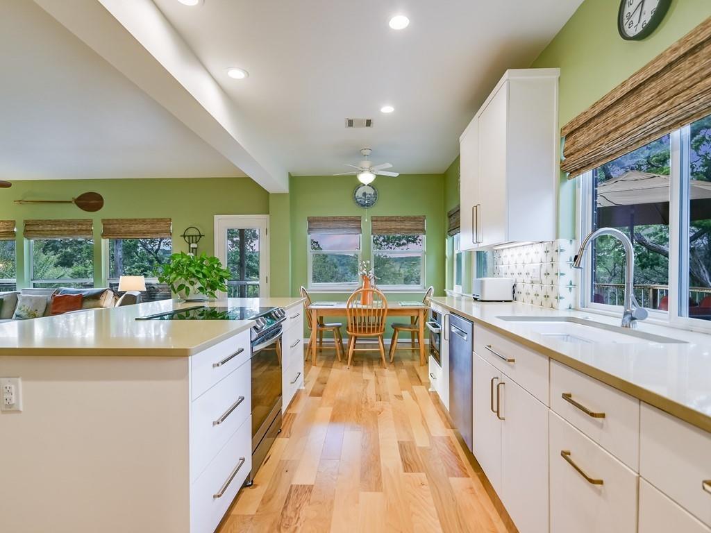 7857 Lakewood DR