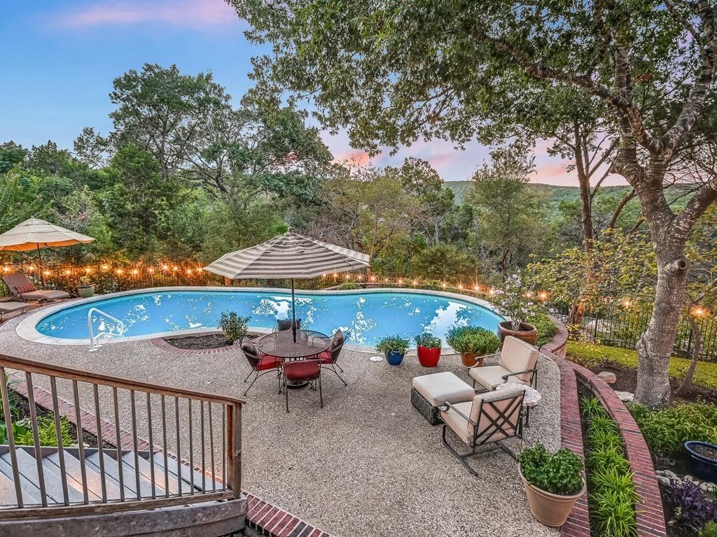7857 Lakewood DR