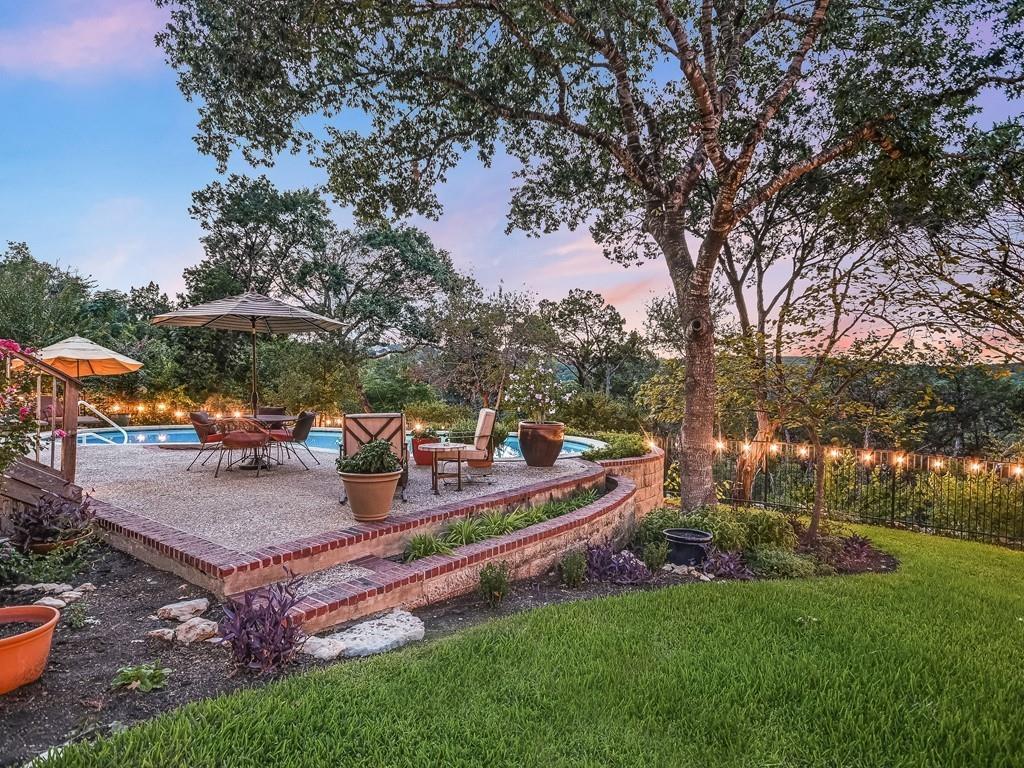 7857 Lakewood DR