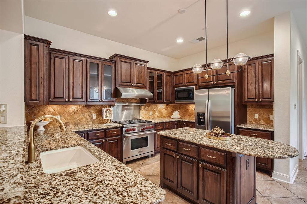 2325 Gilia DR
