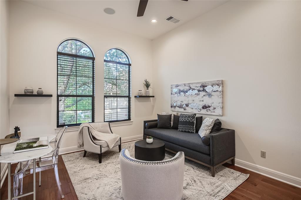 2325 Gilia DR